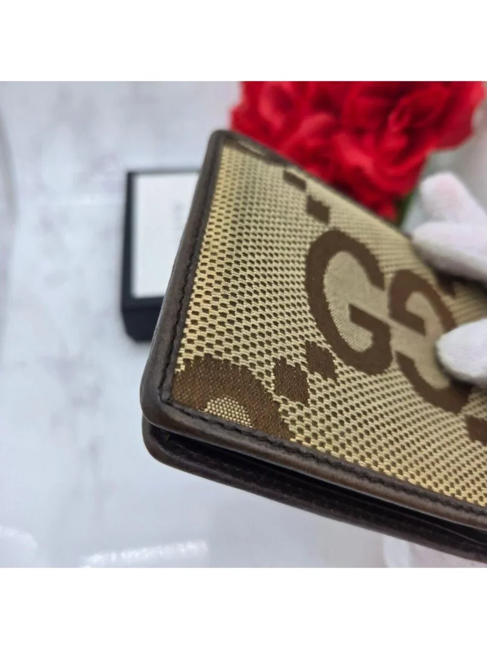 Gucci Canvas Fold Wallet Jumbo GG